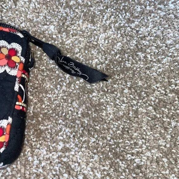 Vera Bradley wallet wristlet black floral print quilted rectangular 2 pockets - Picture 5 of 7